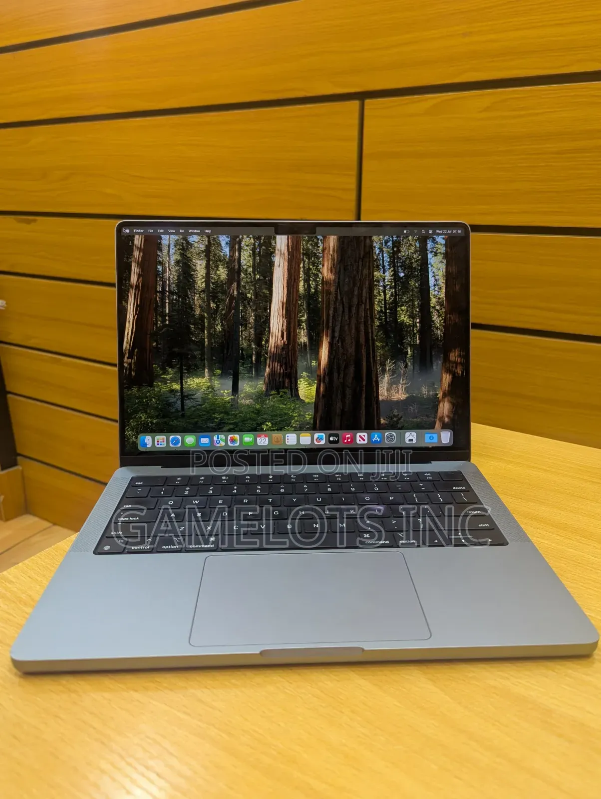 Laptop Apple MacBook Pro 2021 M1 16GB Apple M1 Pro SSD 512GB