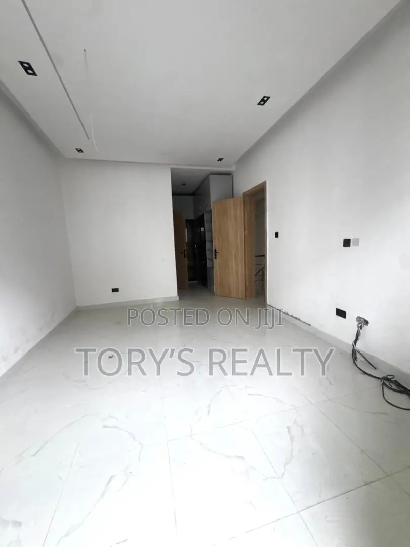 4bdrm Duplex in Abraham Adesanya Estate for rent