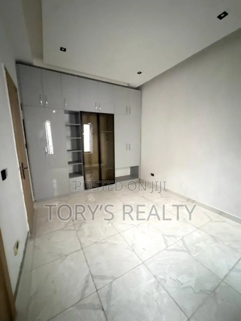 4bdrm Duplex in Abraham Adesanya Estate for rent