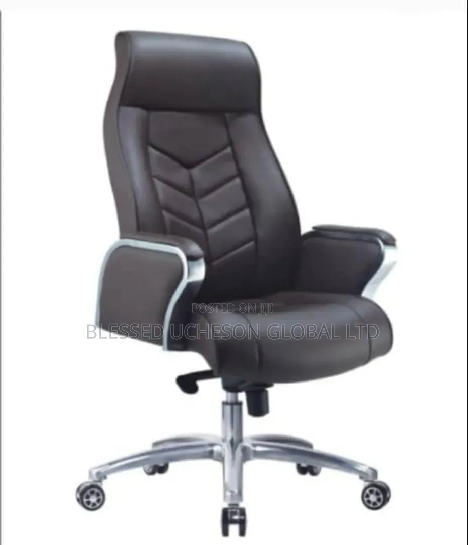 Executive Swivel Chair With High Back