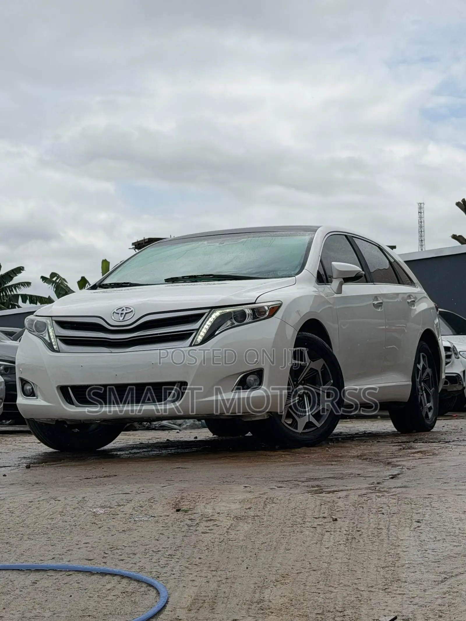 Toyota Venza XLE 2013 White