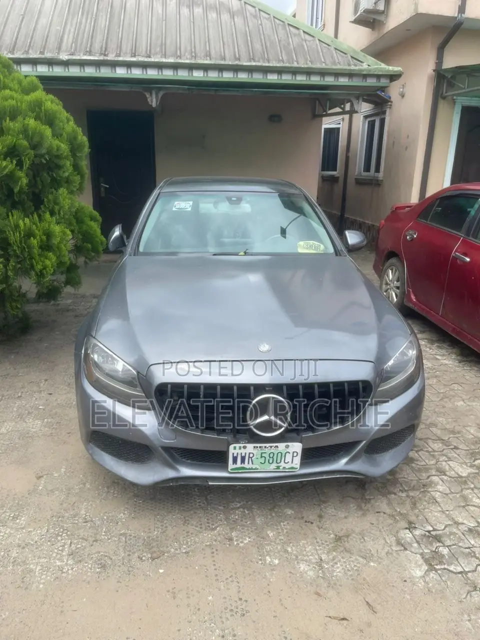 Mercedes-Benz C300 Luxury Sedan RWD (2.0L 4cyl 7A) 2016 Brown