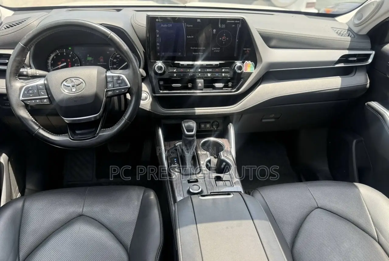 Toyota Highlander Platinum 2022 White