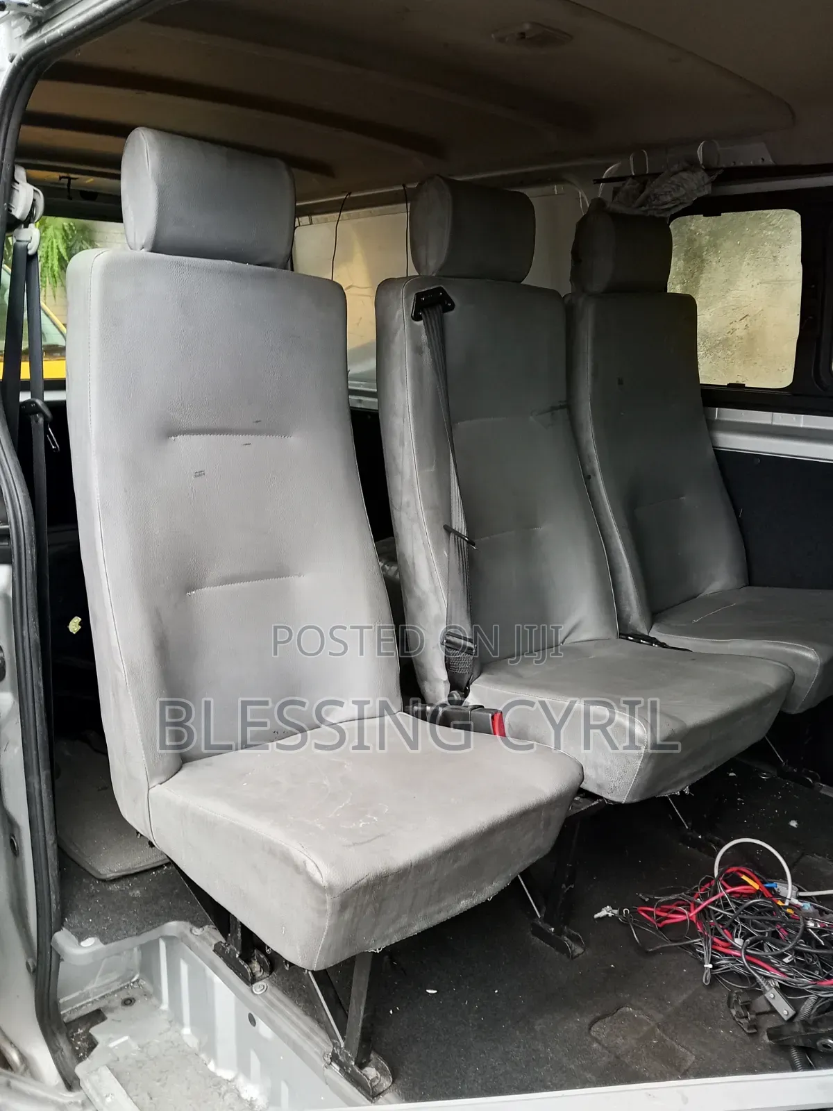 Nissan Caravan (Urvan) 2000 Grey