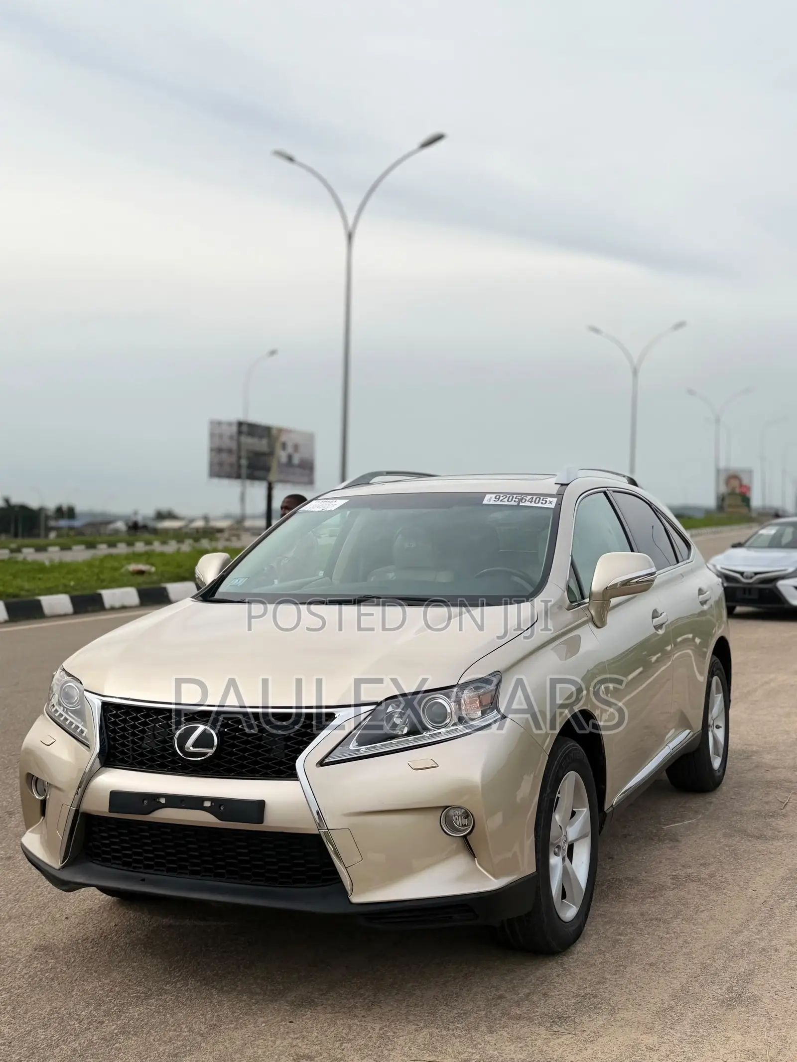 Lexus RX 350 2011 Gold