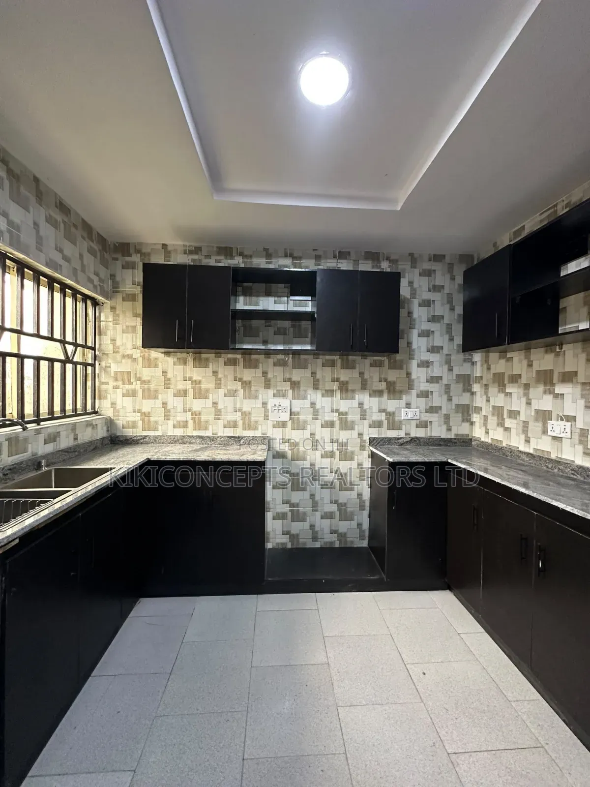 4bdrm Duplex in Ojo Aloba Street, Ibadan for rent