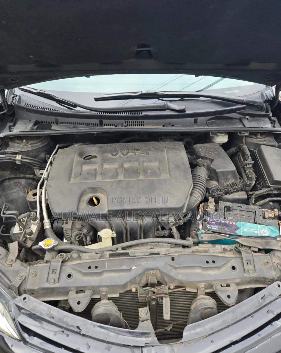 Toyota Corolla 2015 Black