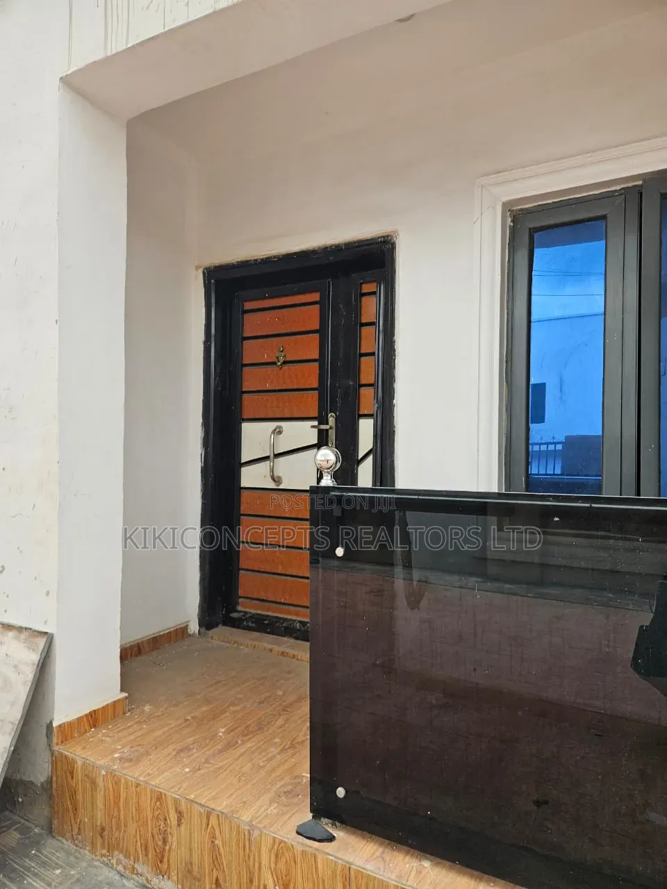 2bdrm Duplex in Adebayo Alao-Akala for rent