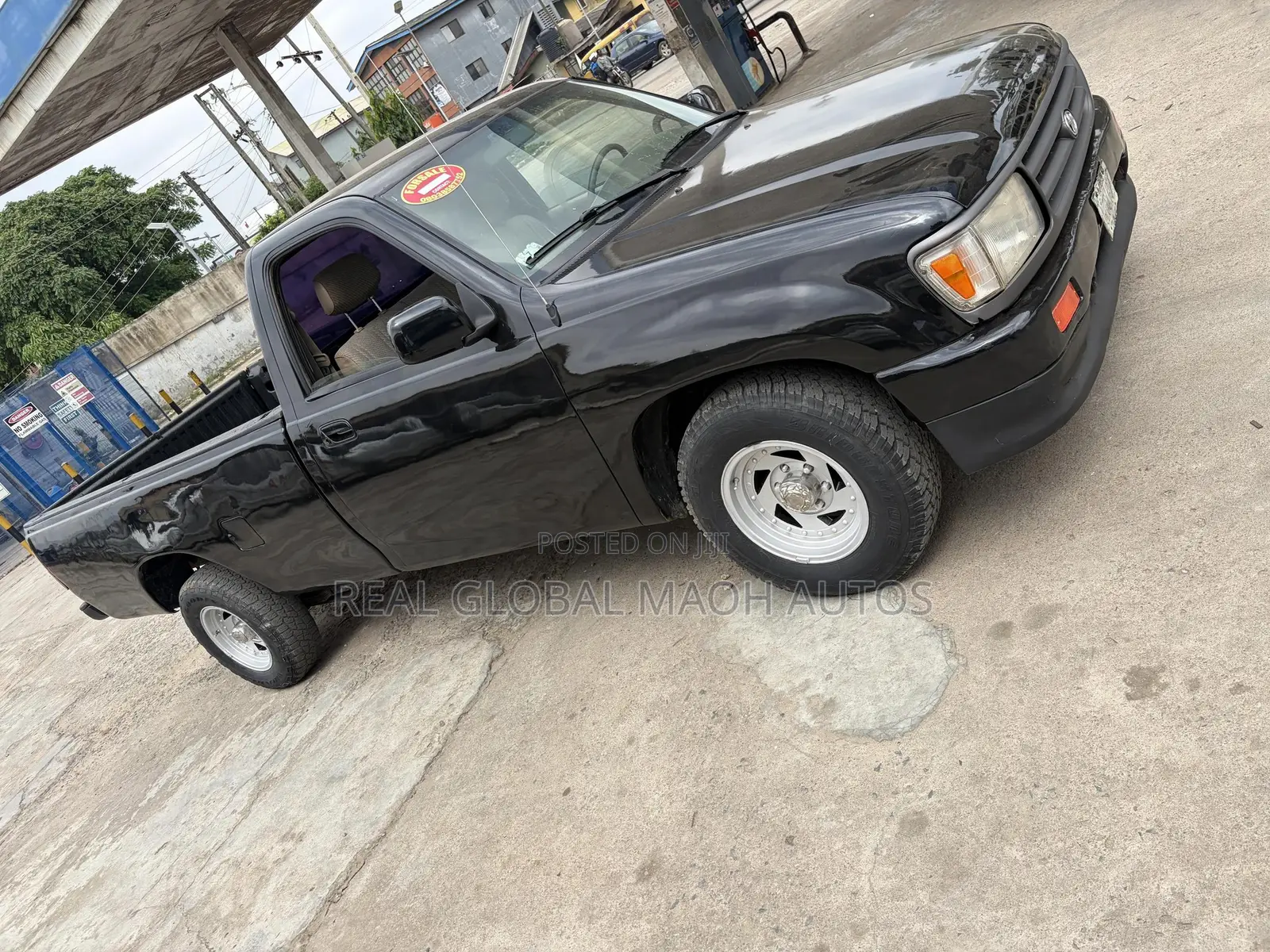 Toyota T100 Base 4x2 Regular Cab 121.9 in. WB 1998 Black