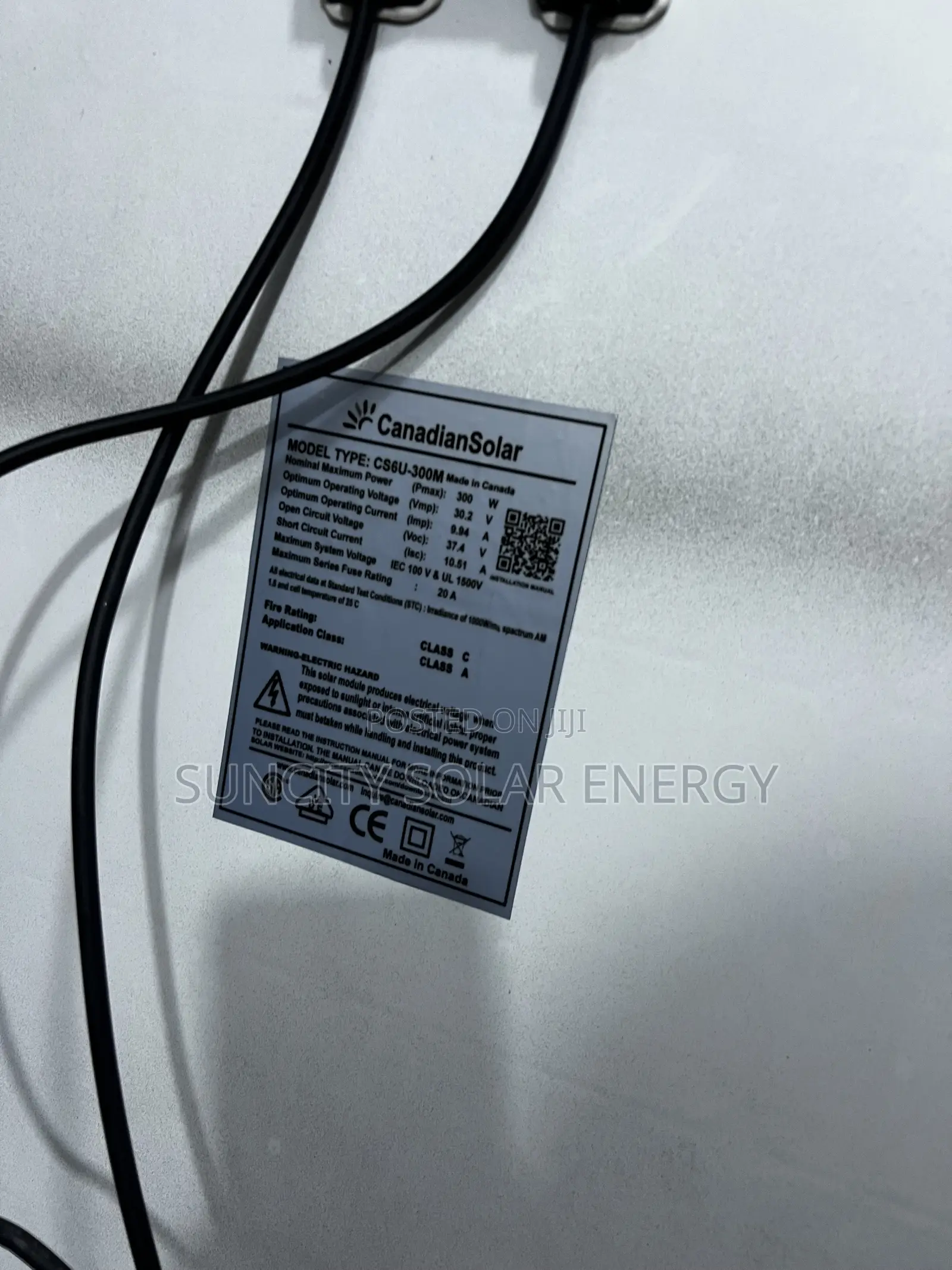 Canadian 300w/24v/36-40v/6.2a Solar Panels