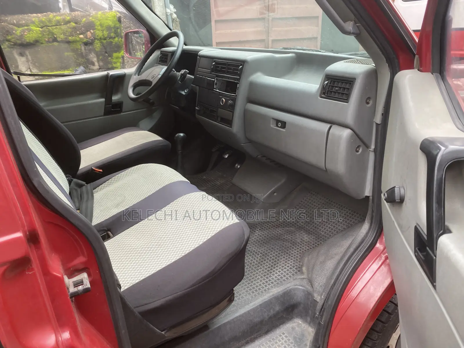 Volkswagen Transporter 2003 Red
