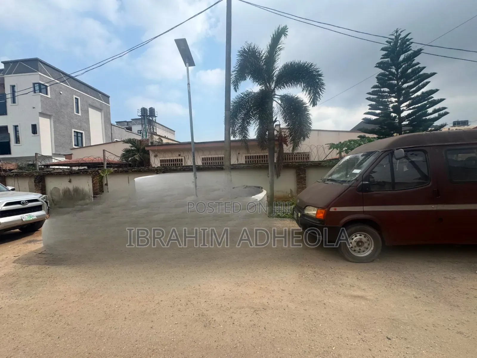 A Corner Peice Land Measuring 680sqm, With a Demolishable Bungalow On