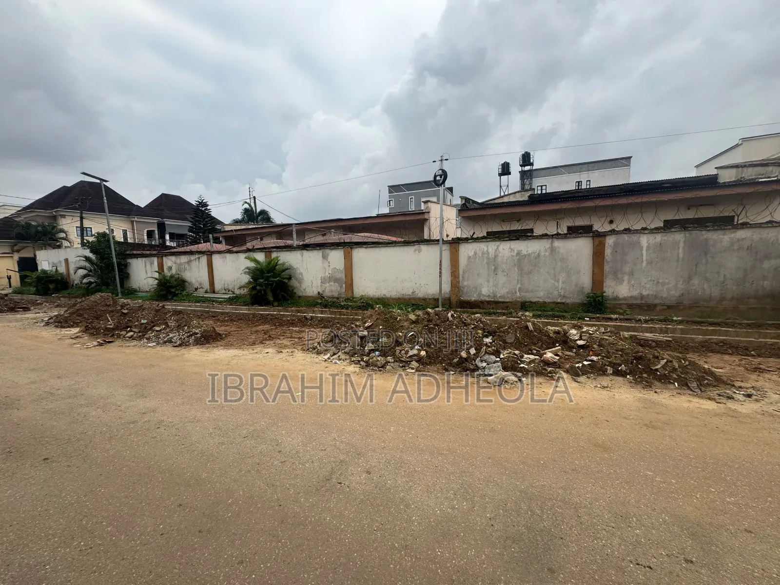 A Corner Peice Land Measuring 680sqm, With a Demolishable Bungalow On