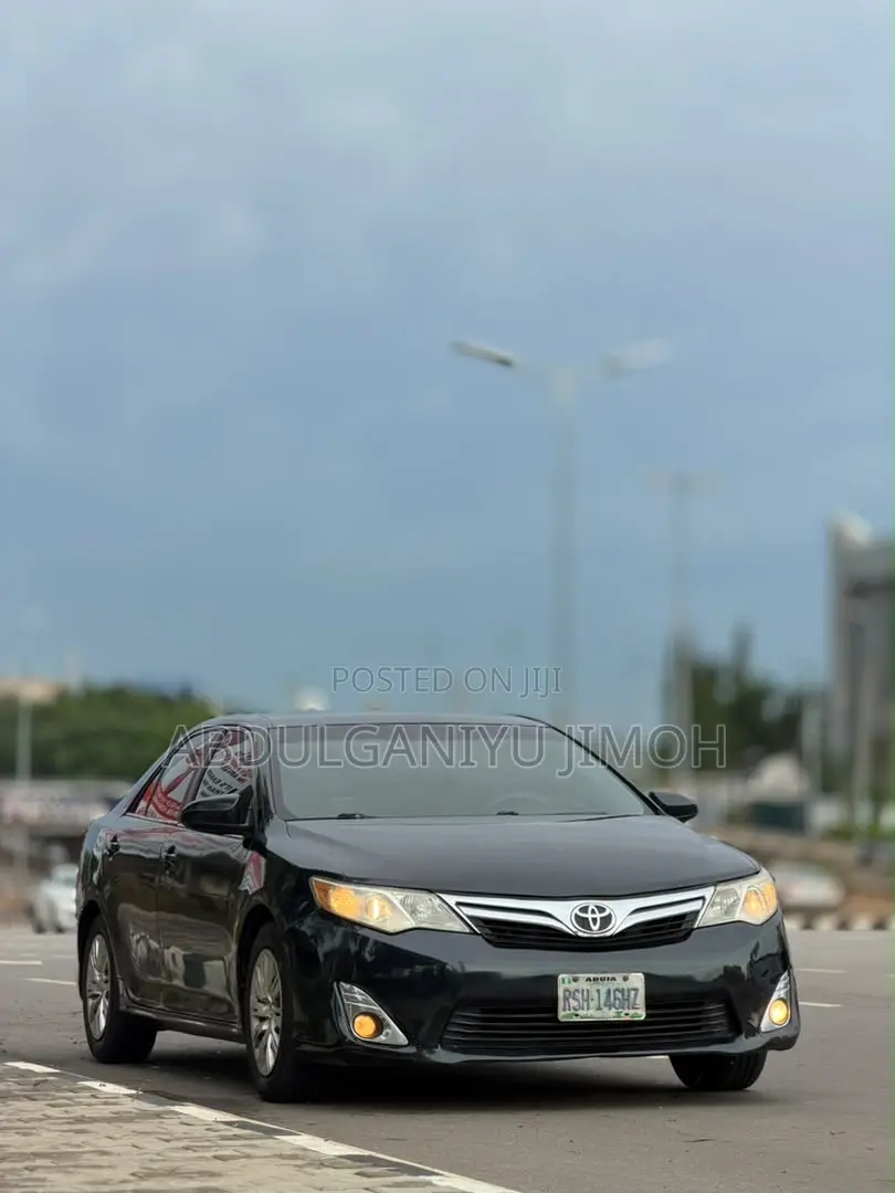 Toyota Camry 2013 Black