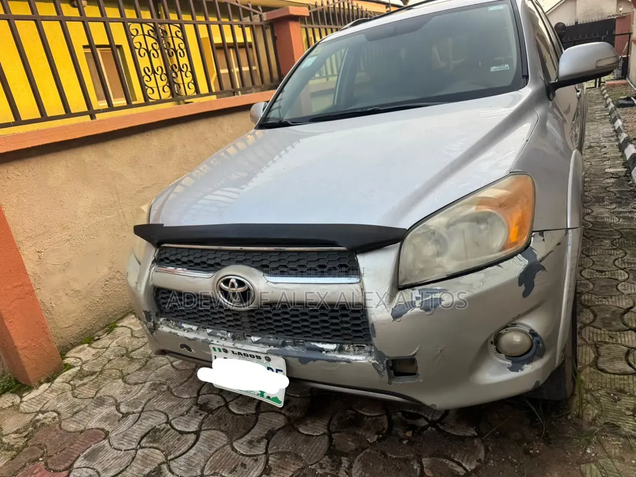 Toyota RAV4 2010 Silver