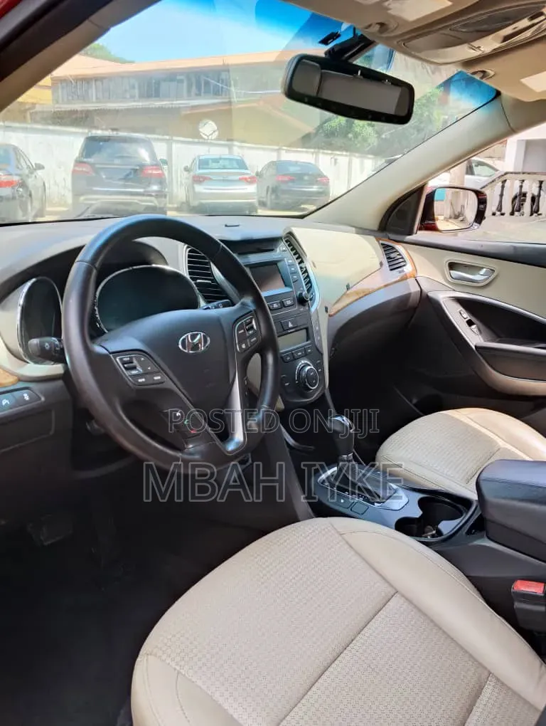 Hyundai Santa Fe 2014 Brown