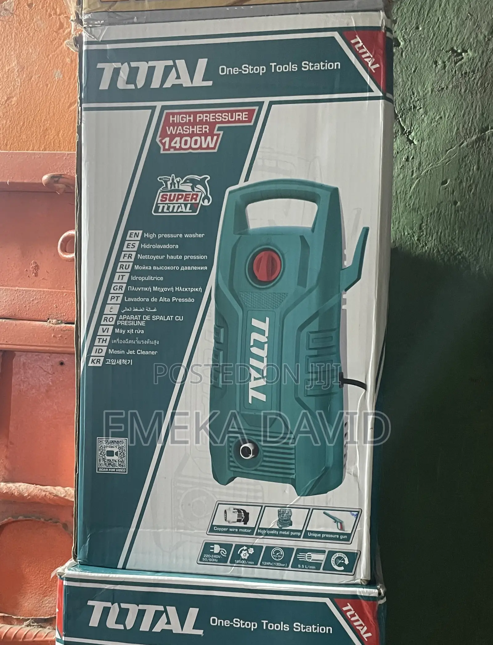TOTAL 1400W High Pressure Washer.