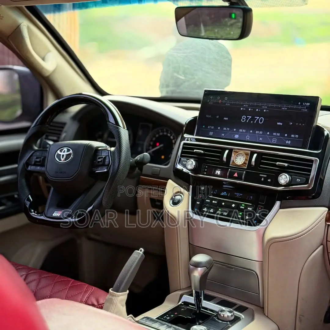 Toyota Land Cruiser 5.7 V8 VXR 2019 Black