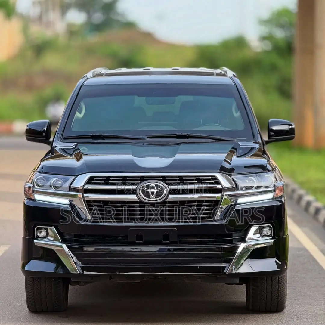 Toyota Land Cruiser 5.7 V8 VXR 2019 Black