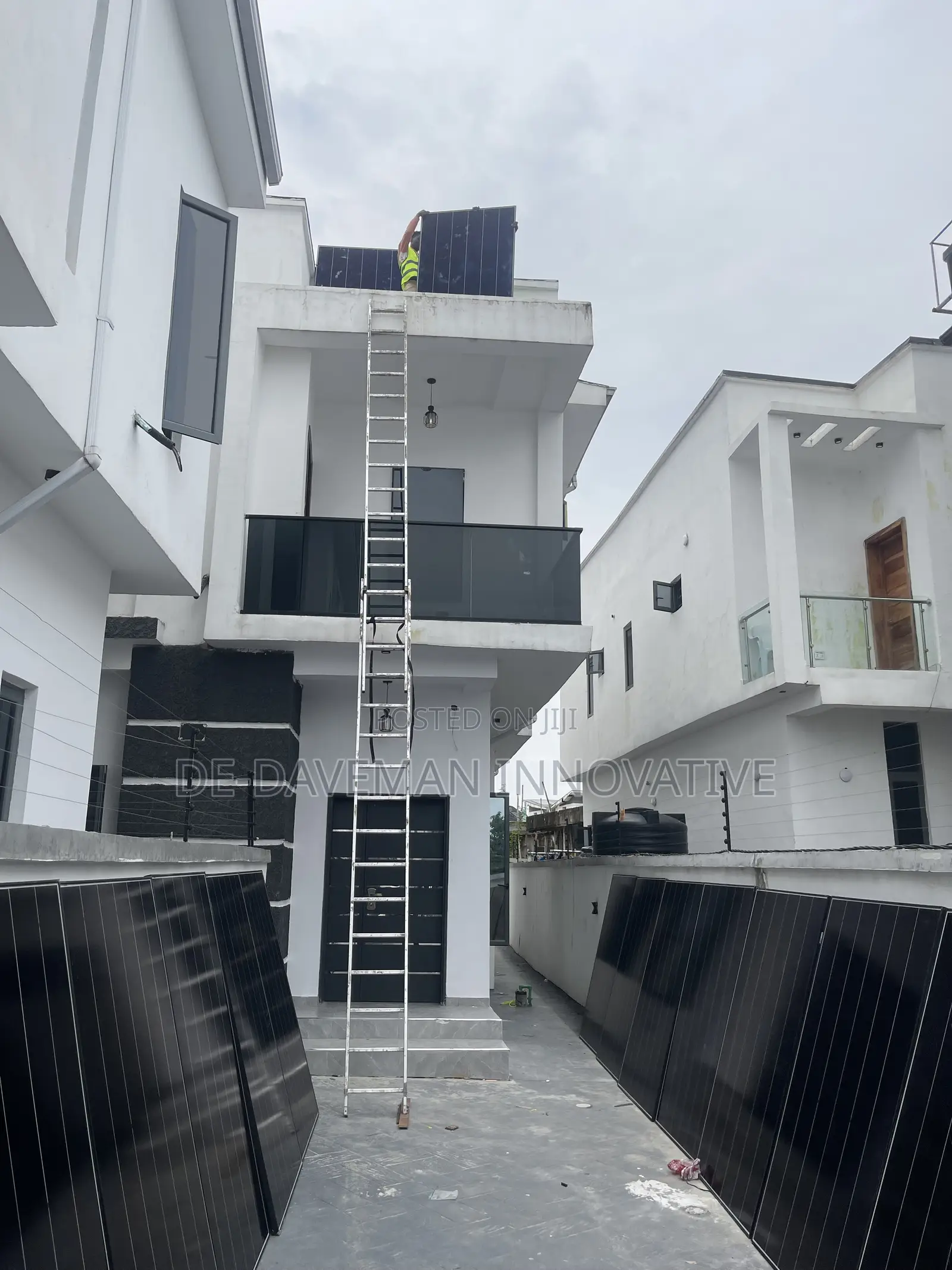 30kwh Lithium Battery With 12Kva Hybrid Inverter