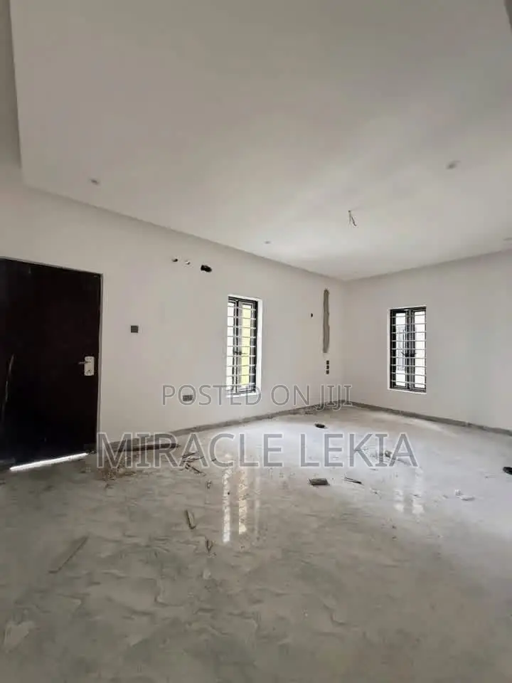 2bdrm Apartment in GRA Phase 1 / Port-Harcourt for sale