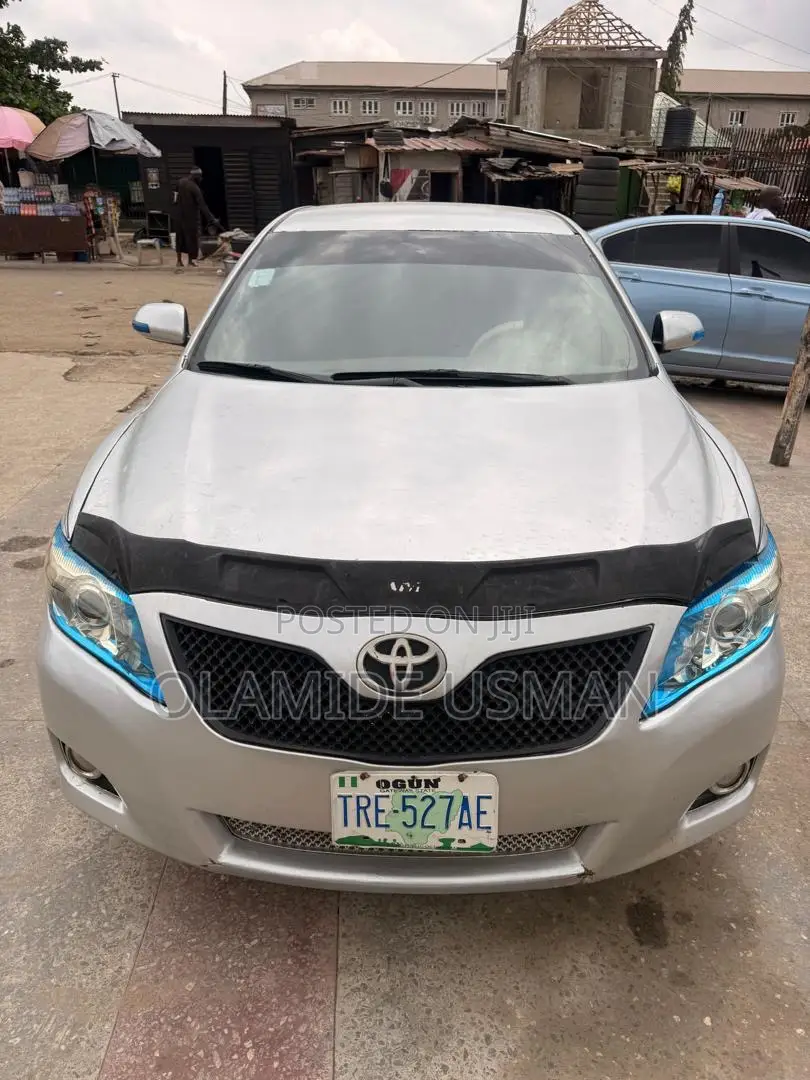 Toyota Camry 2.4 LE 2008 Silver