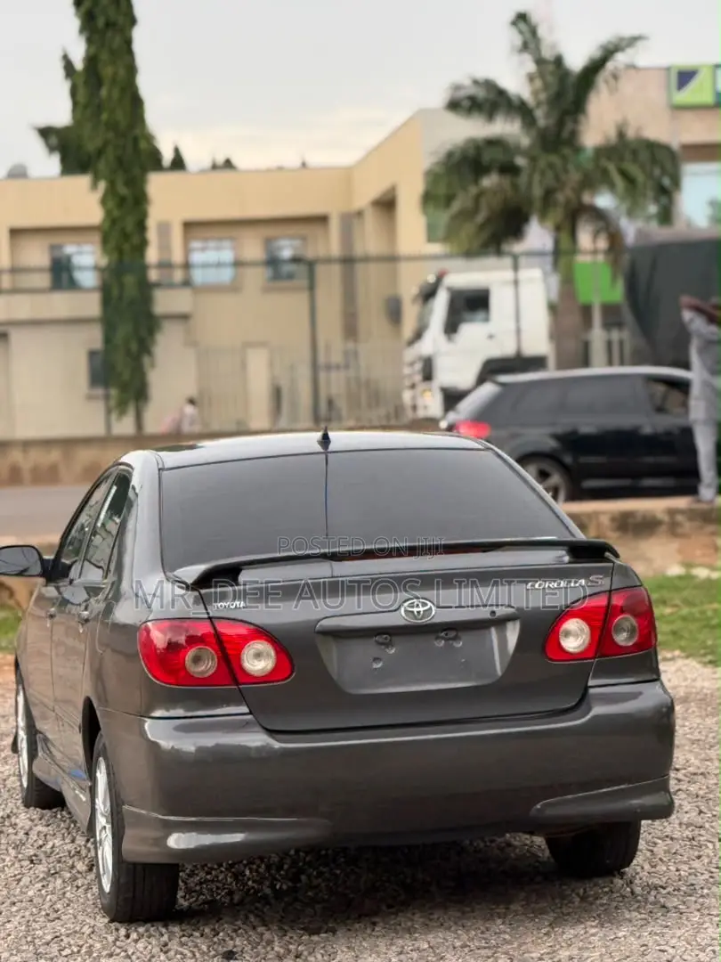 Toyota Corolla S 2005 Gray