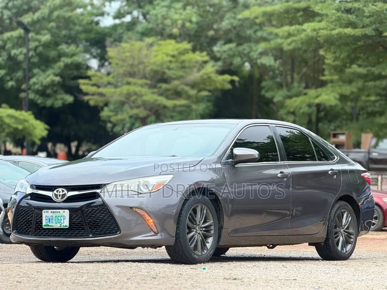 Toyota Camry SE 4dr Sedan (2.5L 4cyl 6A) 2015 Gray