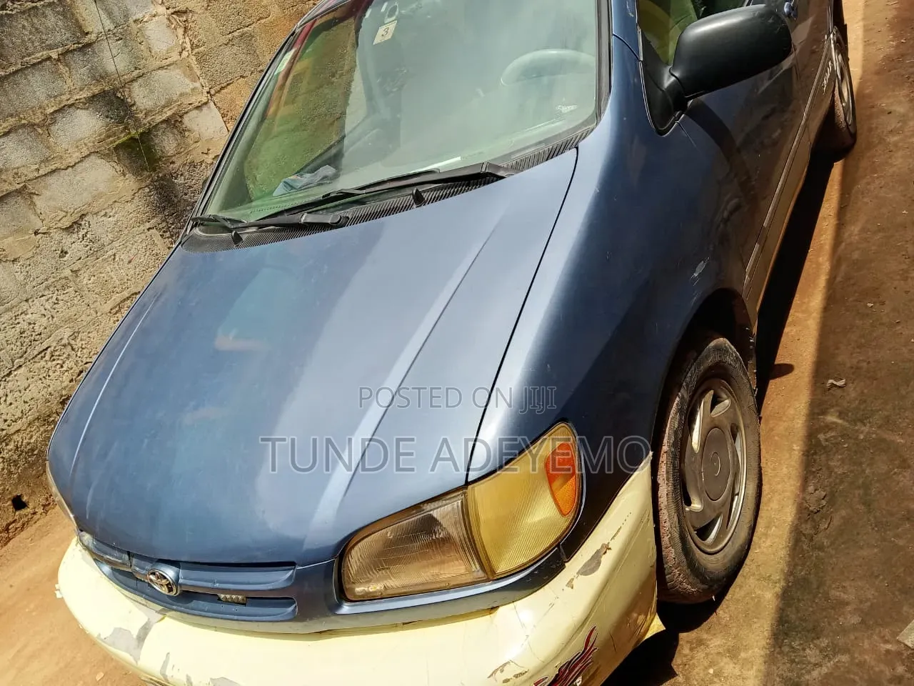 Toyota Sienna 2000 Blue