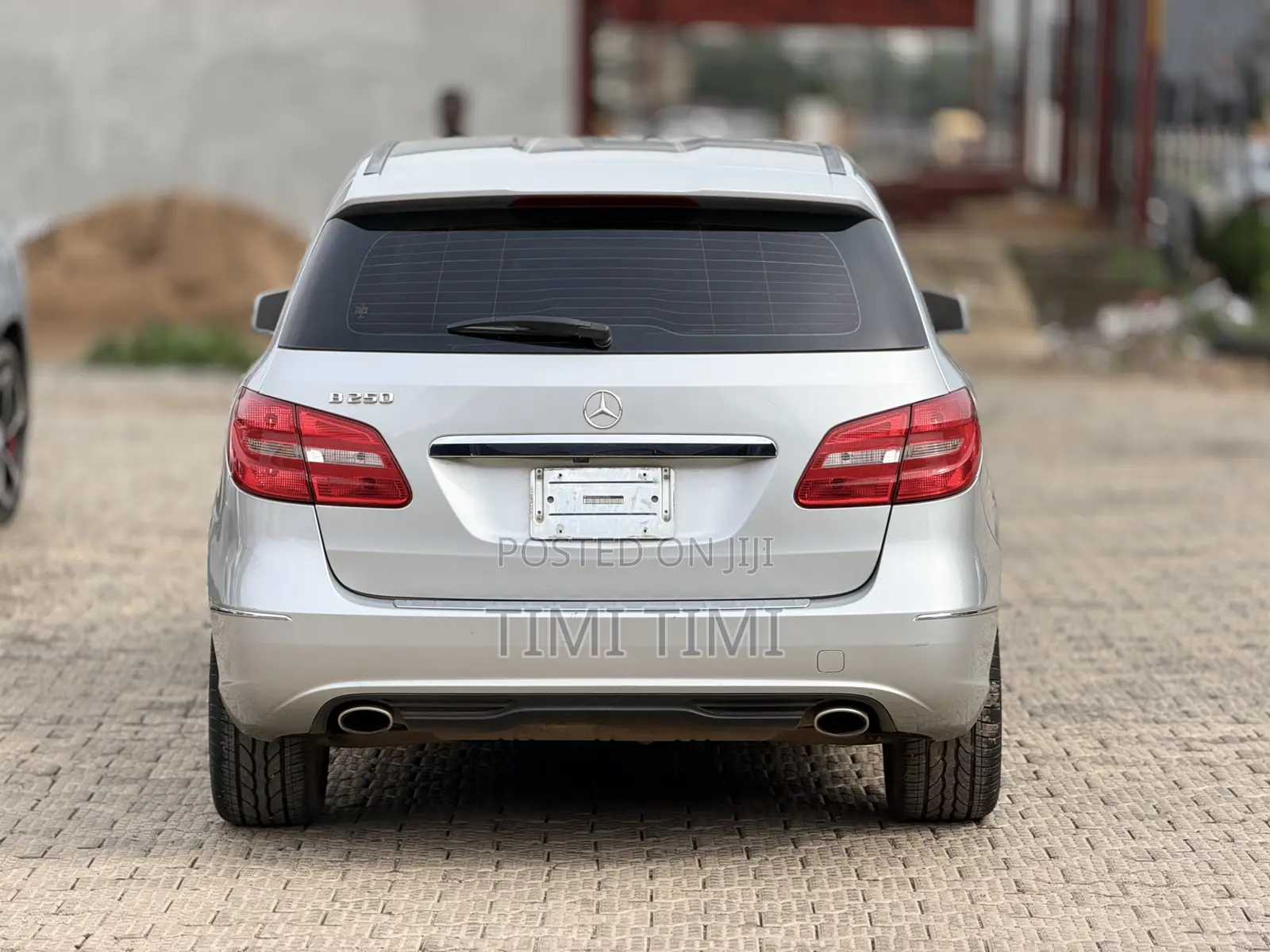 Mercedes-Benz B-Class B250 Petrol 2015 Silver