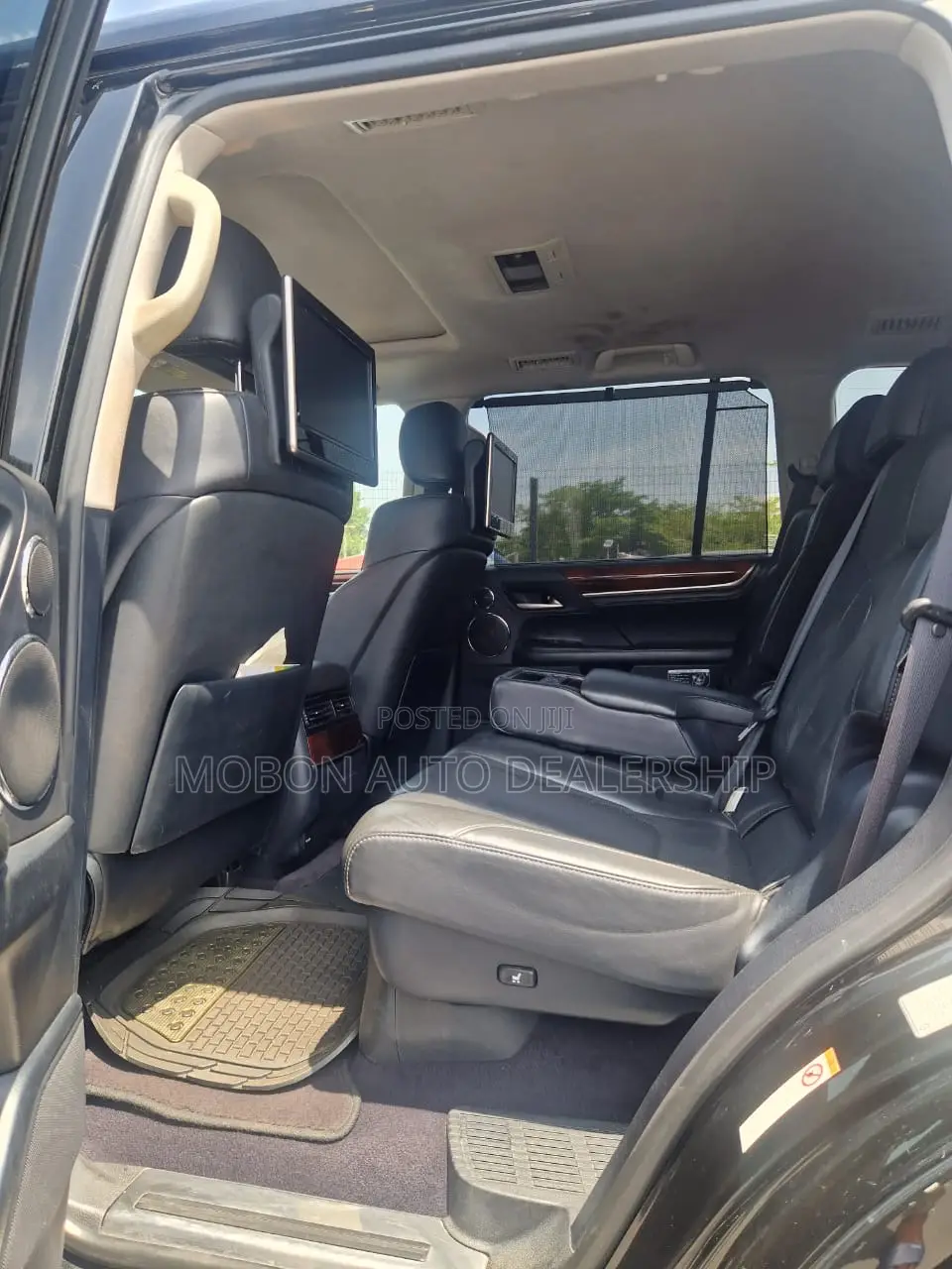 Lexus LX 2017 Black