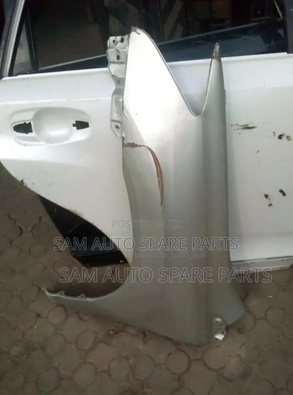 Lexus RX330 Fender Left Side 07