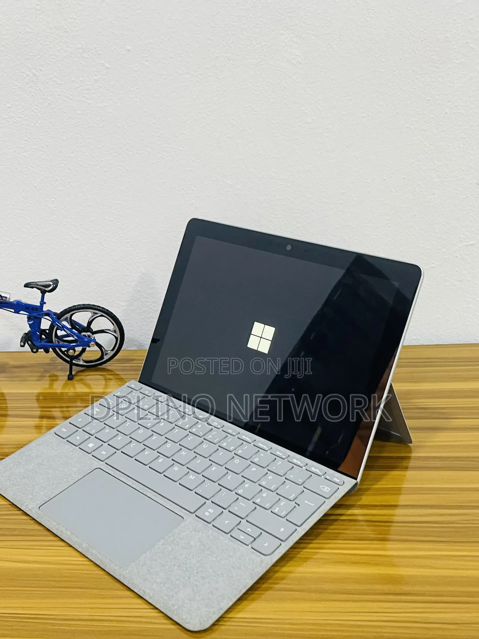 Laptop Microsoft Surface Go 4 8GB Intel Pentium SSD 128GB