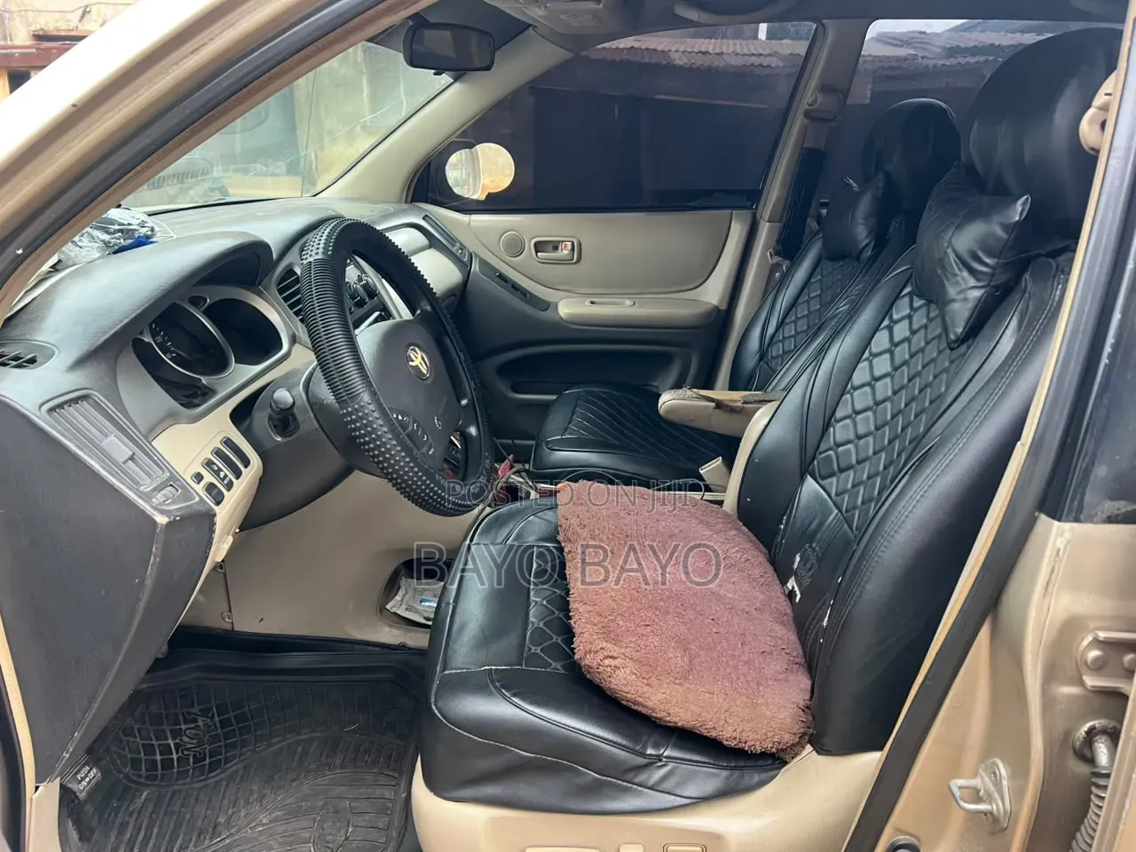Toyota Highlander 2004 Gold