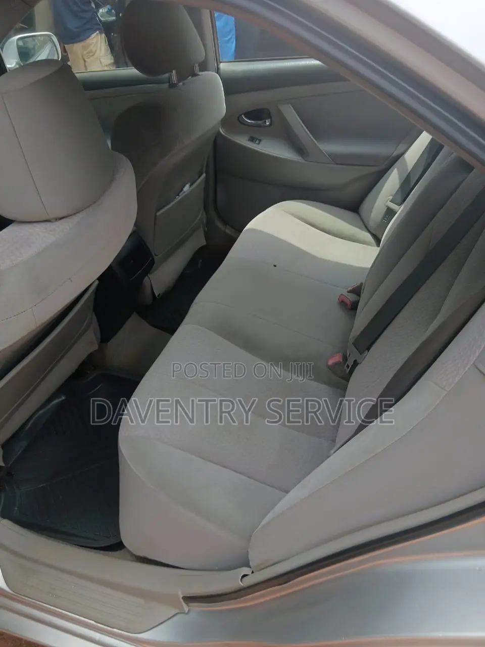 Toyota Camry 2010 Silver