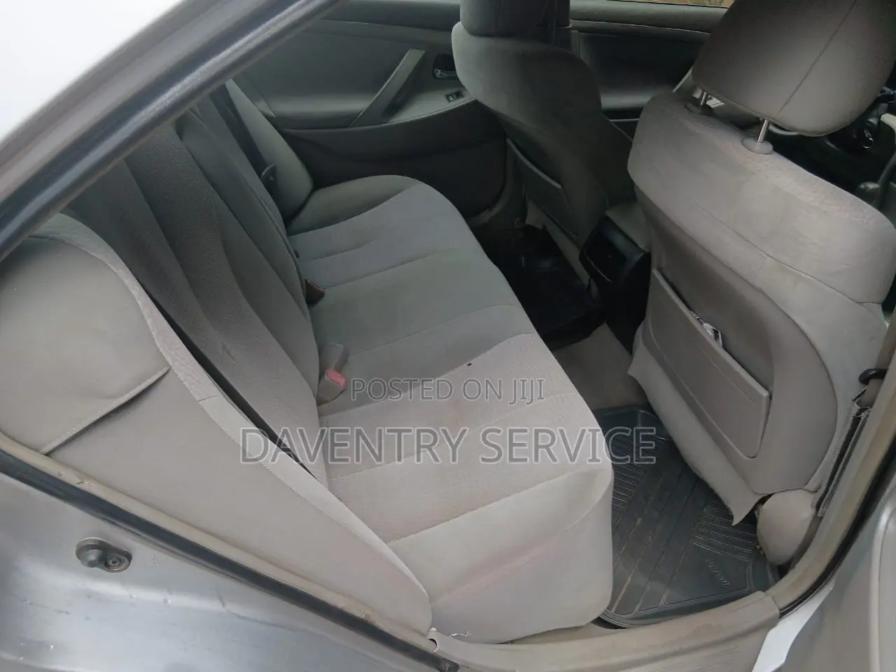 Toyota Camry 2010 Silver