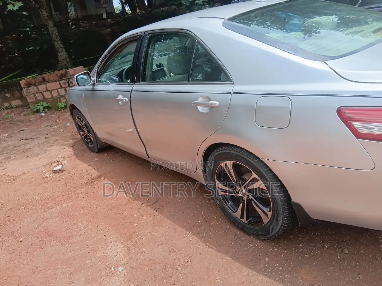Toyota Camry 2010 Silver