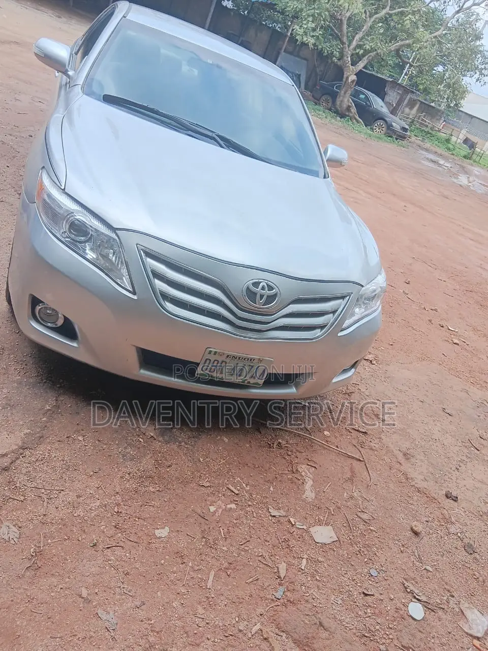 Toyota Camry 2010 Silver
