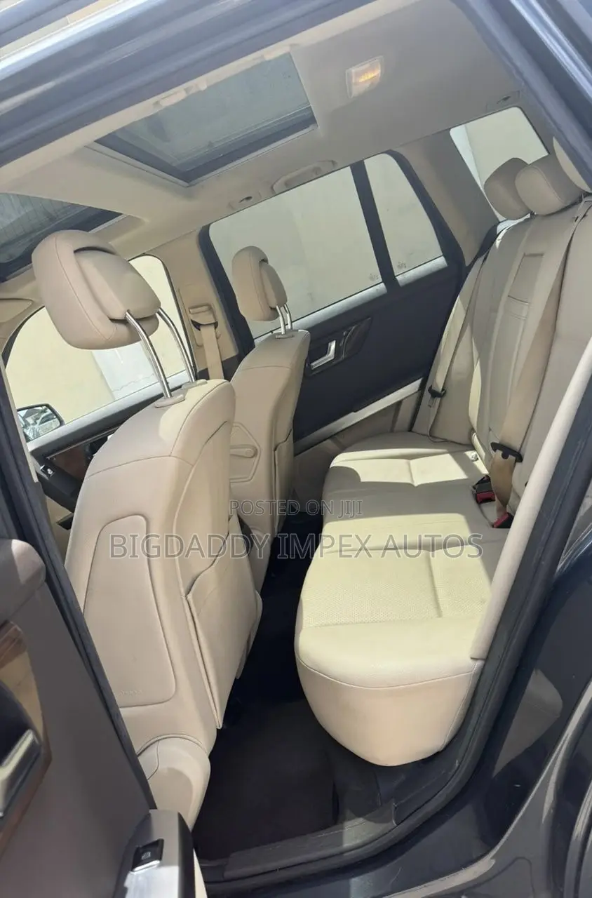 Mercedes-Benz GLK-Class 350 2014 Gray