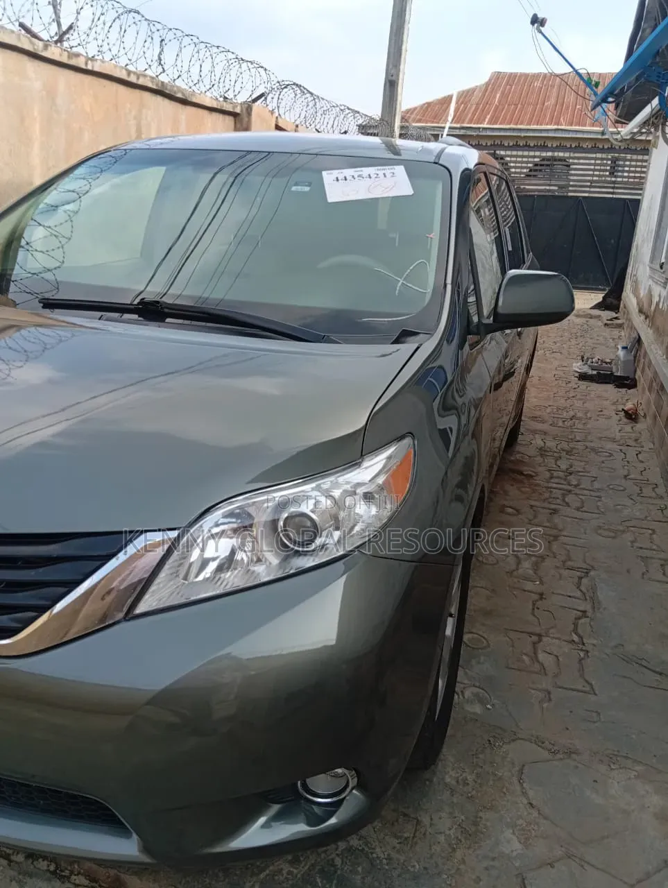 Toyota Sienna 2013 Green