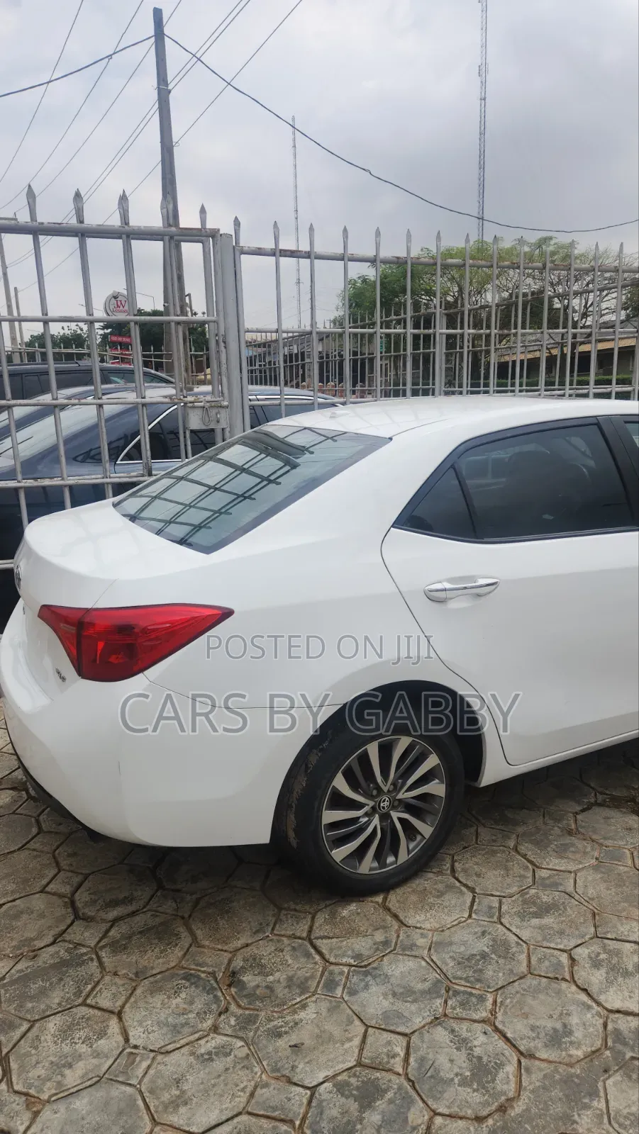 Toyota Corolla 2018 White