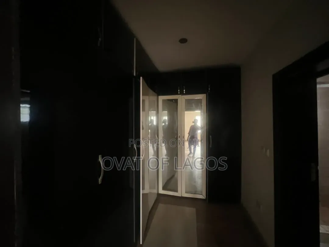 4bdrm Duplex in Ikate for rent