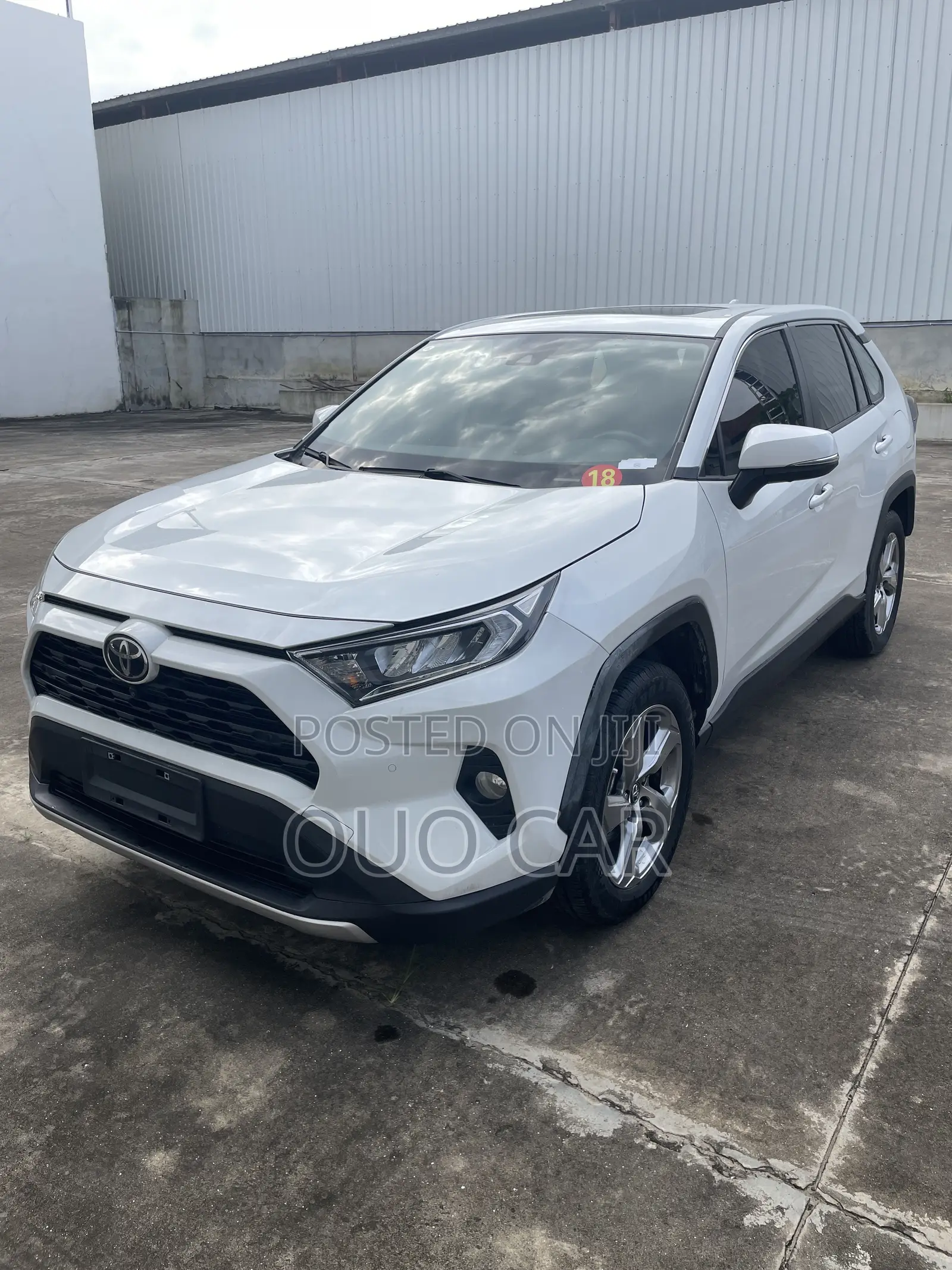 Toyota RAV4 2023 White
