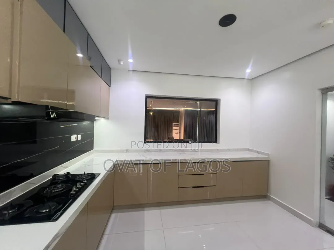 Furnished 4bdrm Duplex in Ikate for rent
