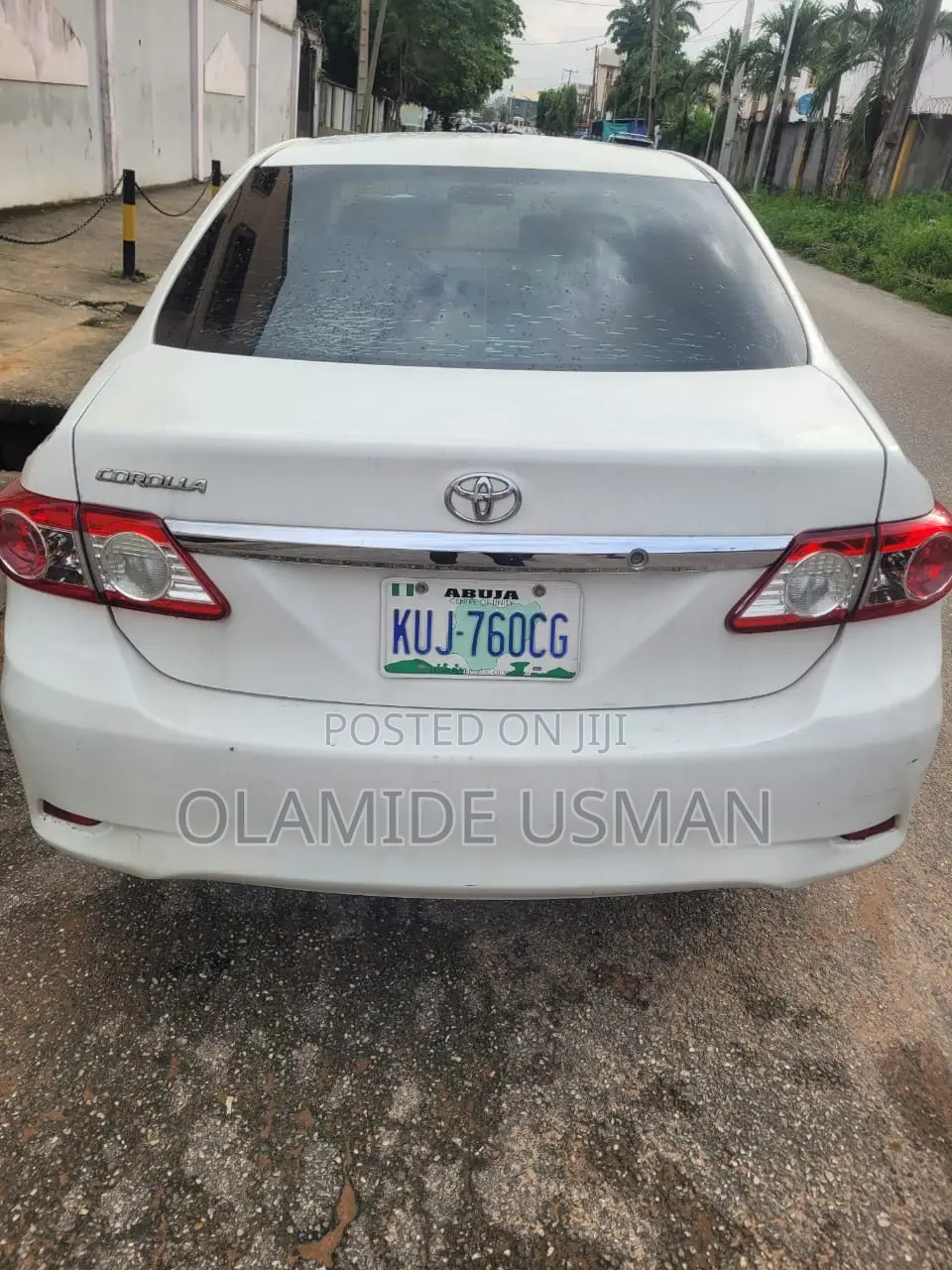 Toyota Corolla LE 4dr Sedan (1.8L 4cyl 4A) 2011 White