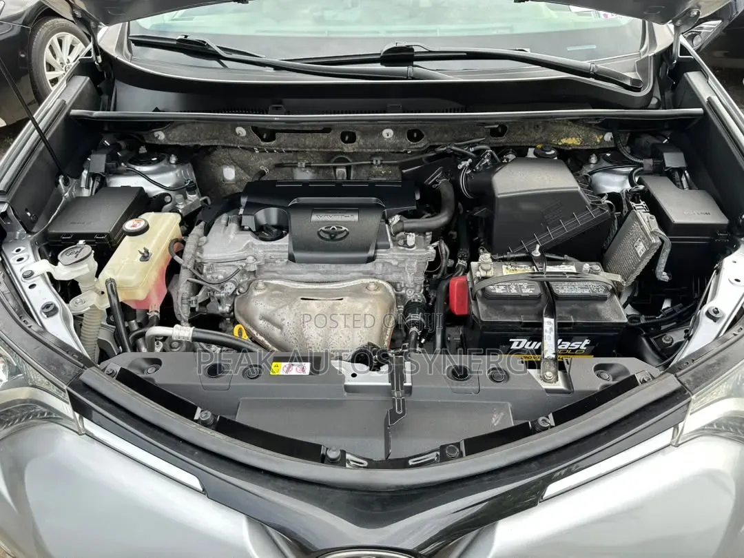 Toyota RAV4 2016 Silver