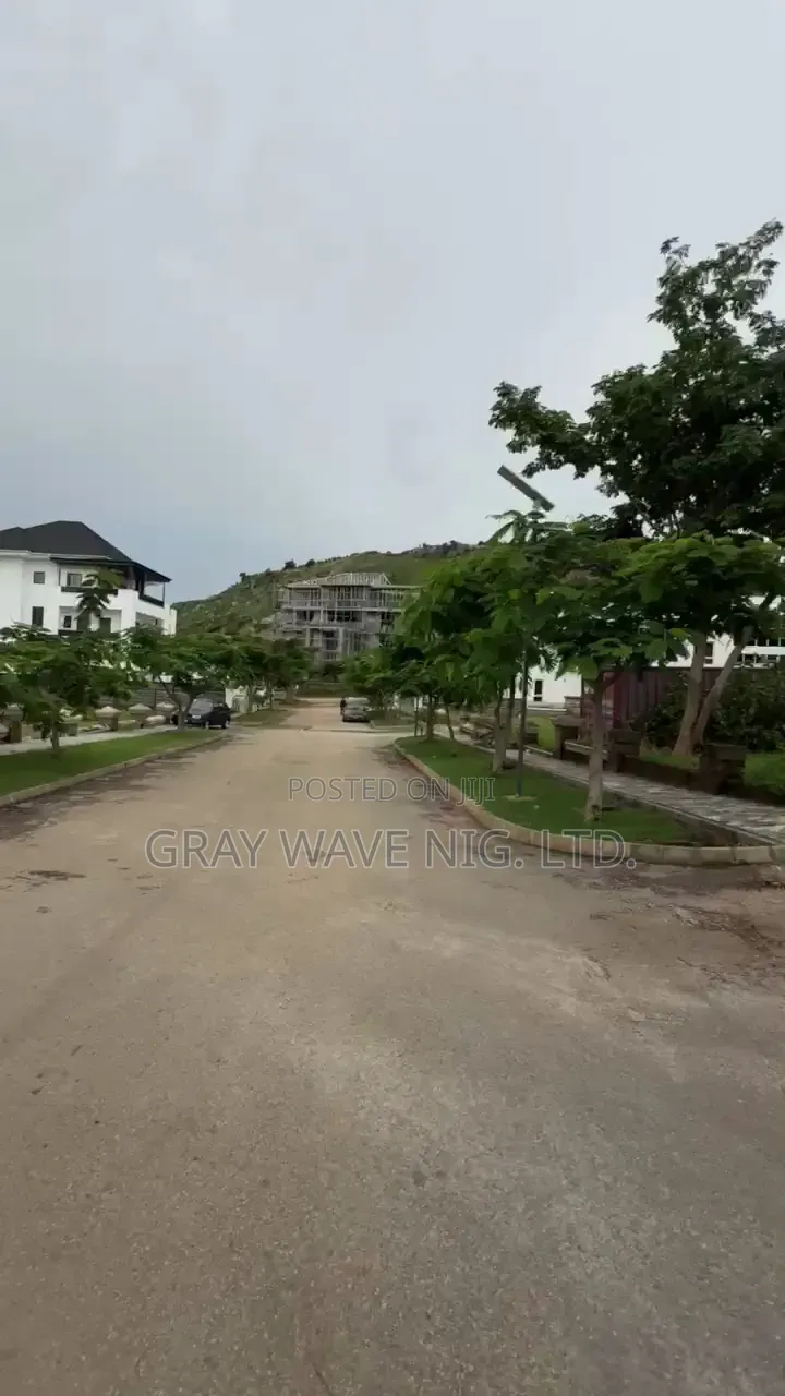 850sqm Prime Flat Residential Land