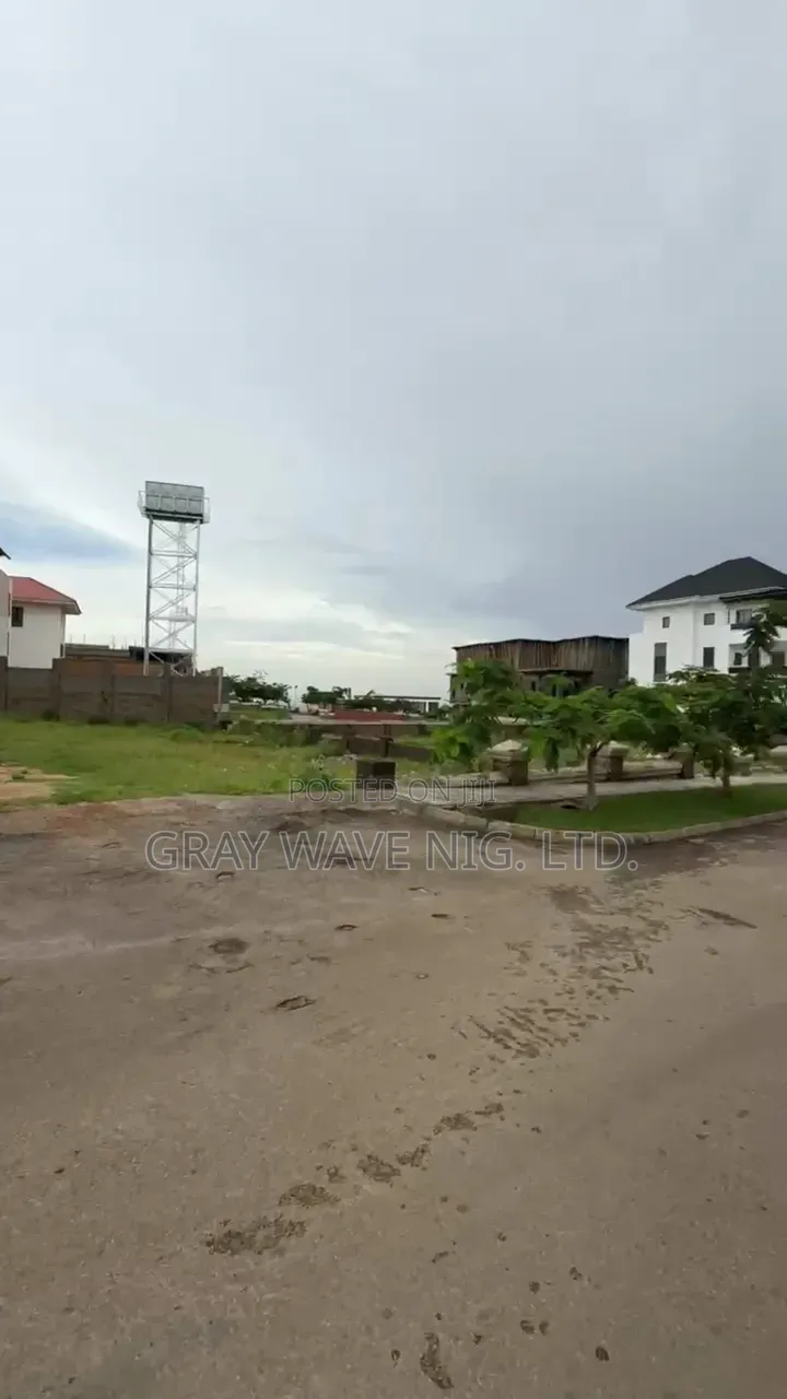 850sqm Prime Flat Residential Land