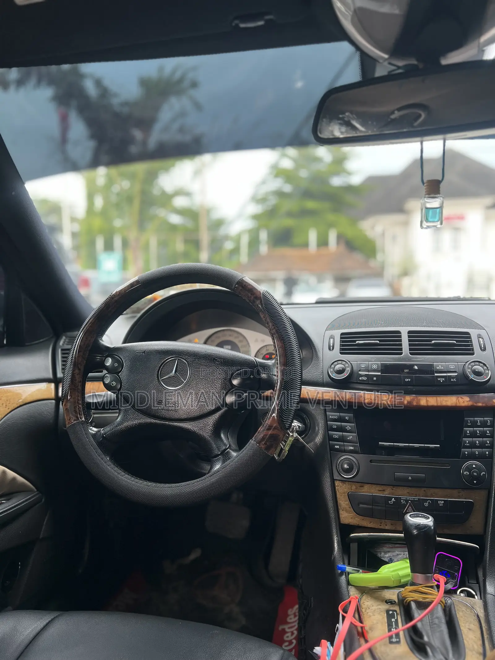 Mercedes-Benz E200 2003 Brown