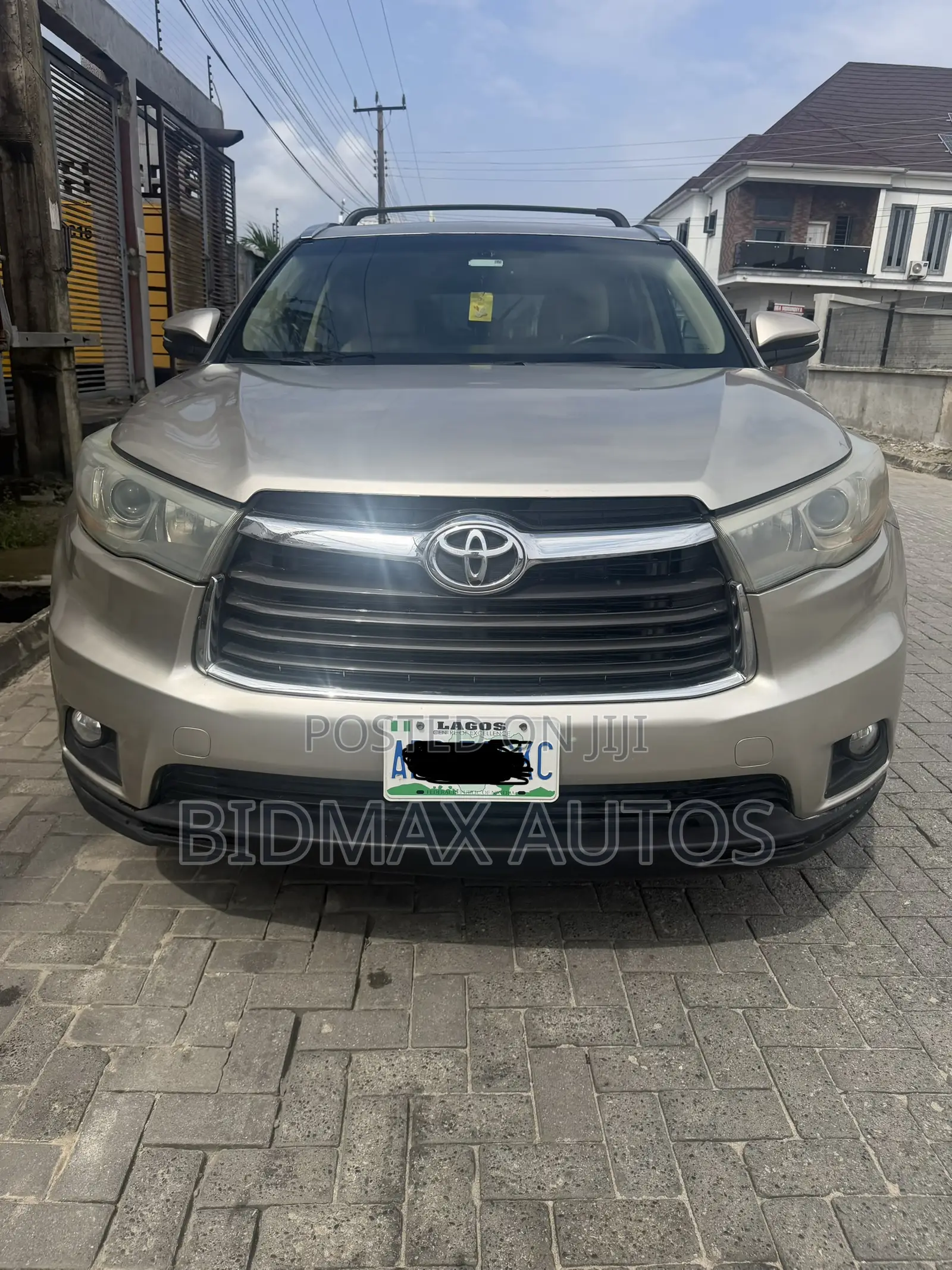 Toyota Highlander XLE 4dr SUV (3.5L 6cyl 6A) 2015 Beige